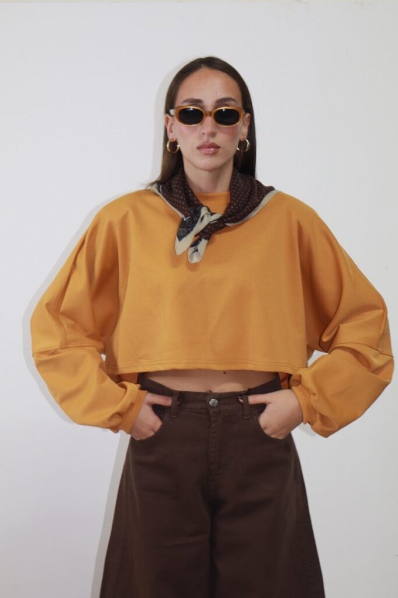 Felpa con foulard