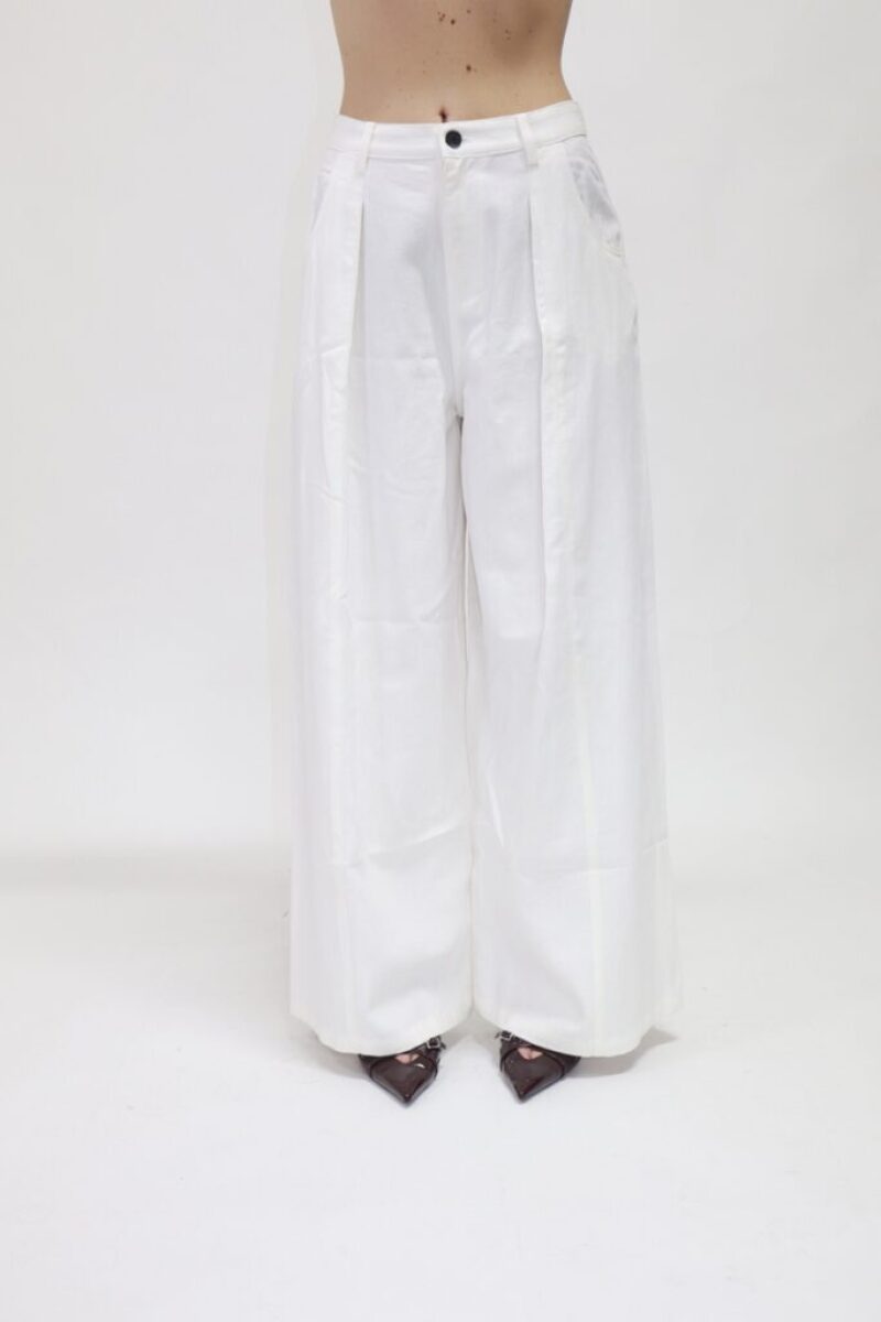 Pantalone by Lumina